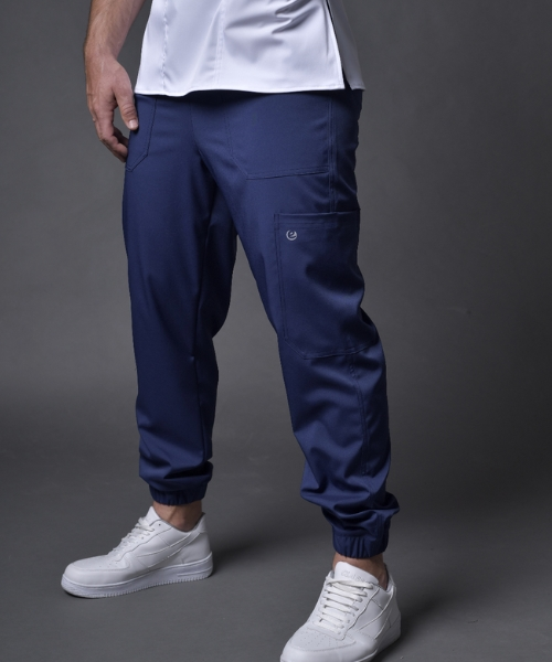 Hombre con pantalon BIBE Medical 2